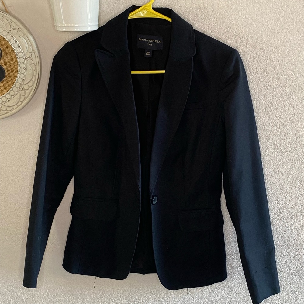 Banana Republic Classic Suit Blazer. New without tags.